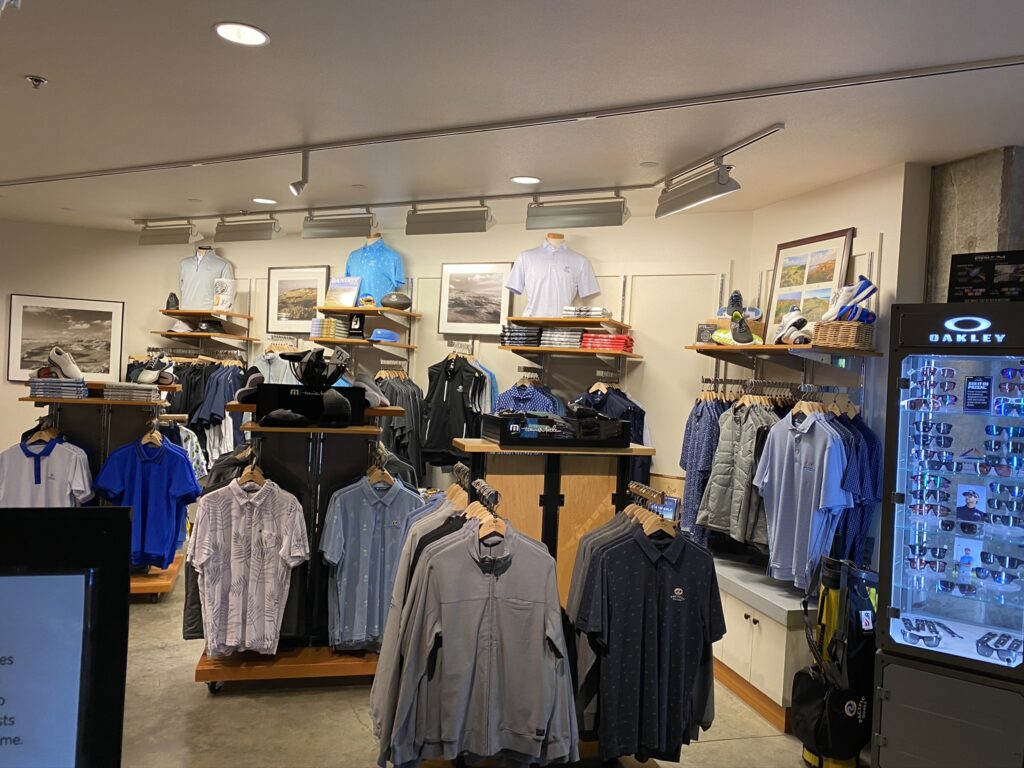 Pacific Dunes Golf Shop